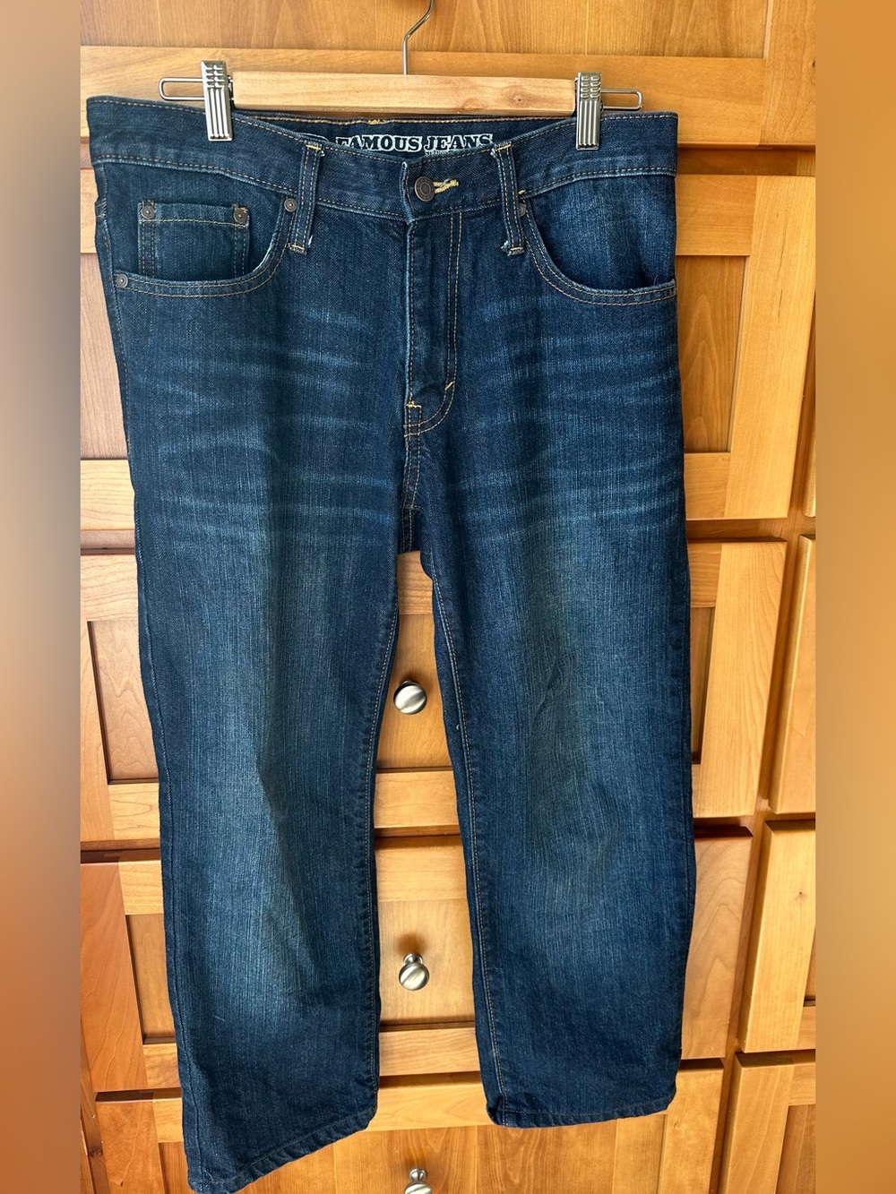 Old Navy women’s Dark Indigo Jeans
 Famous droit
